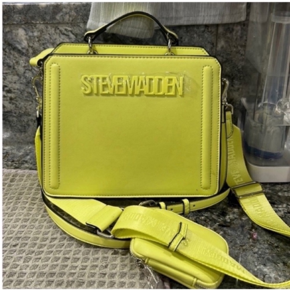 NWT Steve Madden Bevelyn Lemon Crossbody Bag Satchel w Strap Coin Purse
